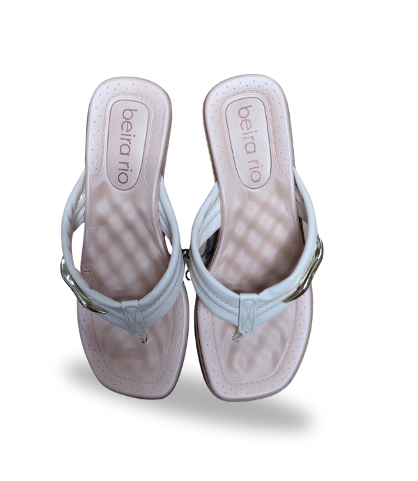 Beira Rio Stretch Leather Varnish Premium Women�s Shoes Elegant Everyday Comfort