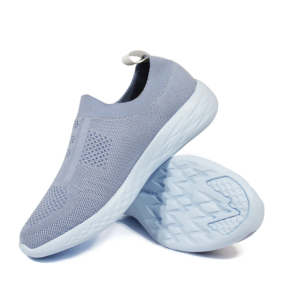 Tracer Uni Deft 11k Unisex Sneakers That Balance Form and Function
